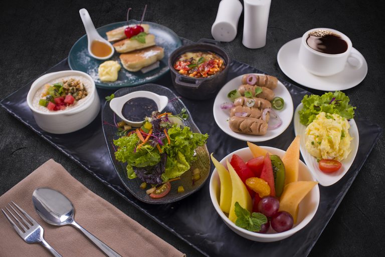Read more about the article Explore the Delicious Food Offers of Astoria-ACES 